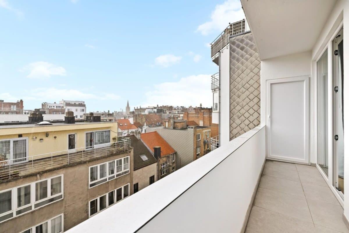 Huswell - Renovated Apartment In The Heart Of Oostende Buitenkant foto