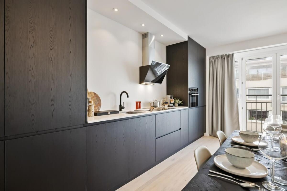 Huswell - Renovated Apartment In The Heart Of Oostende Buitenkant foto