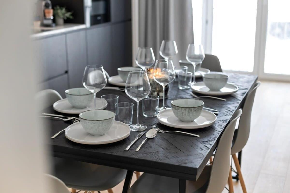 Huswell - Renovated Apartment In The Heart Of Oostende Buitenkant foto
